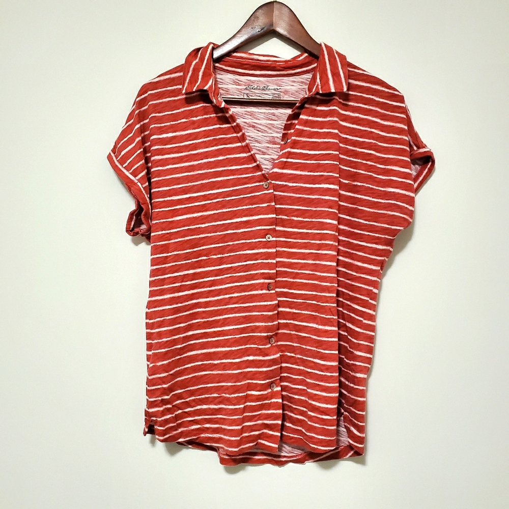 3/$20 EDDIE BAUER Button Down Red Striped Shirt M